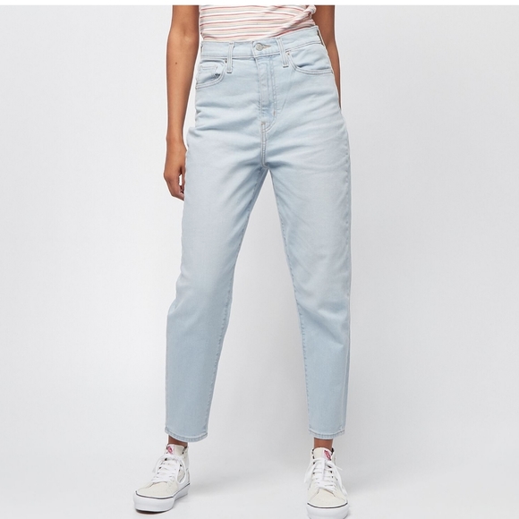 Levi's Taper High Waisted Rise Jeans - Picture 1 of 11